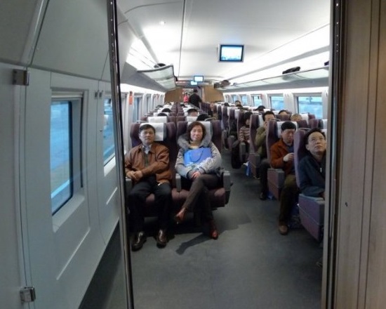 Пасажиры поезда